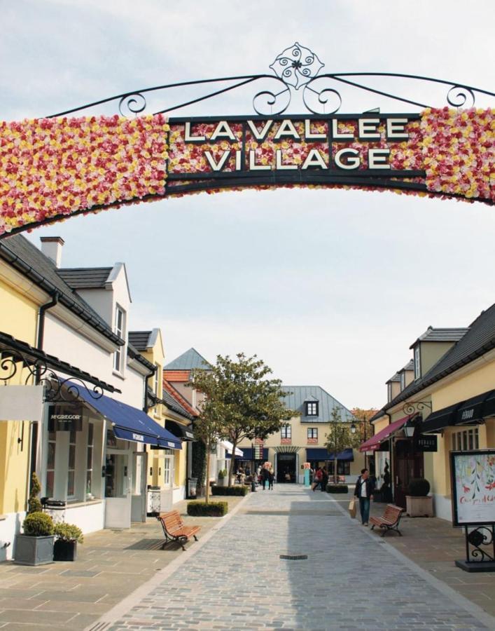 L'Elegant Chic-T2-Paris-Disneyland Jo Paris 2024 诺伊斯·勒·格兰德 外观 照片